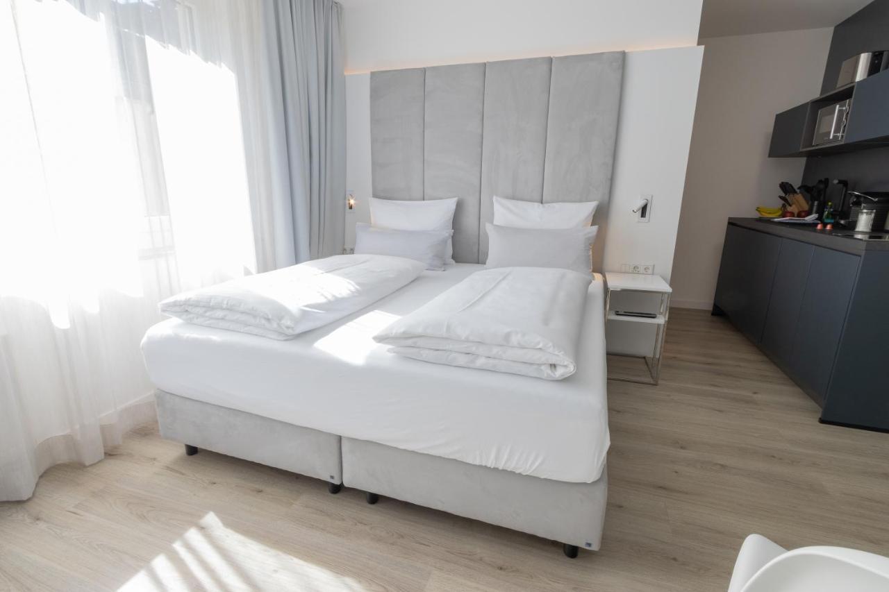 Zzzpace Smart-Hotel Bielefeld Zentrum Buitenkant foto