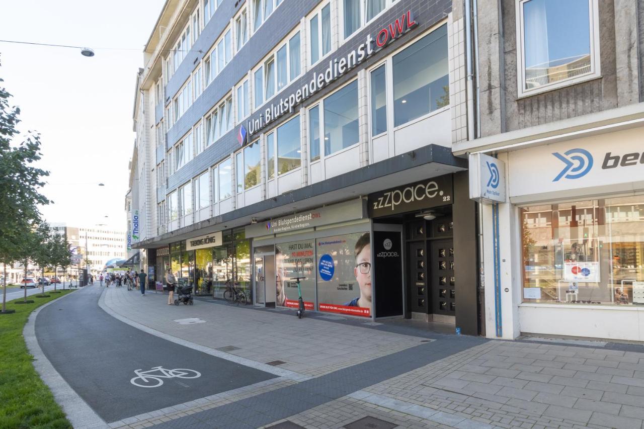 Zzzpace Smart-Hotel Bielefeld Zentrum Buitenkant foto