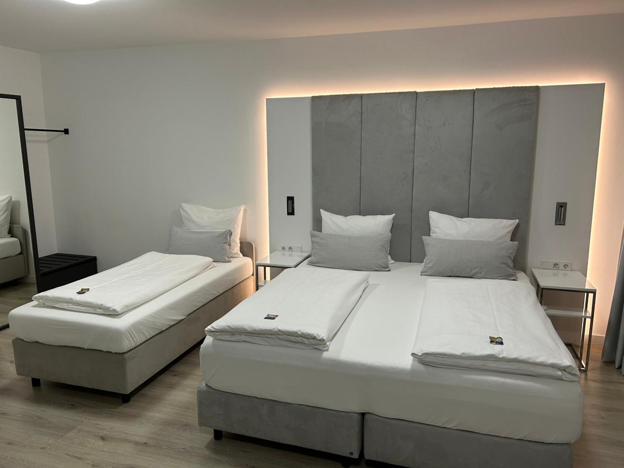 Zzzpace Smart-Hotel Bielefeld Zentrum Kamer foto